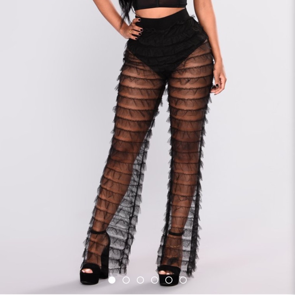 Ruffle pants